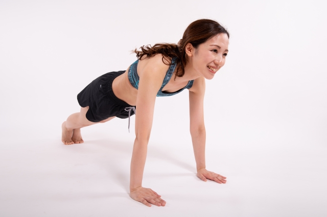 所沢で始める毎日30回の腕立て習慣｜健康的に引き締まる第一歩
